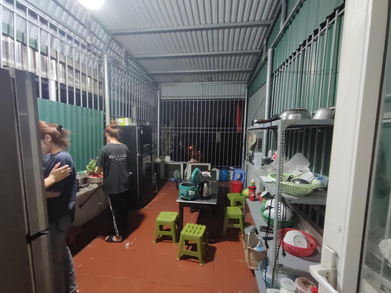 Bán nhà Đại Đồng - diện tích 48m2 5 tầng - Ô TÔ TRÁNH KINH DOANH - giá 11,5 tỷ