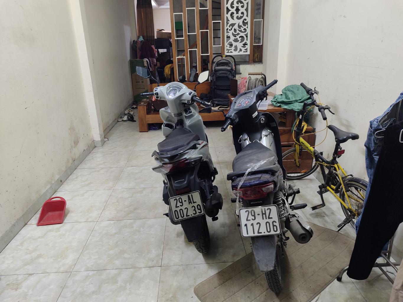 Bán nhà Đại Đồng - diện tích 48m2 5 tầng - Ô TÔ TRÁNH KINH DOANH - giá 11,5 tỷ