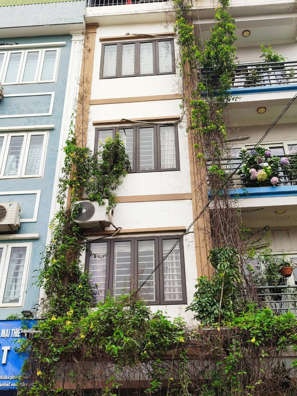 Bán nhà Đại Đồng - diện tích 48m2 5 tầng - Ô TÔ TRÁNH KINH DOANH - giá 11,5 tỷ