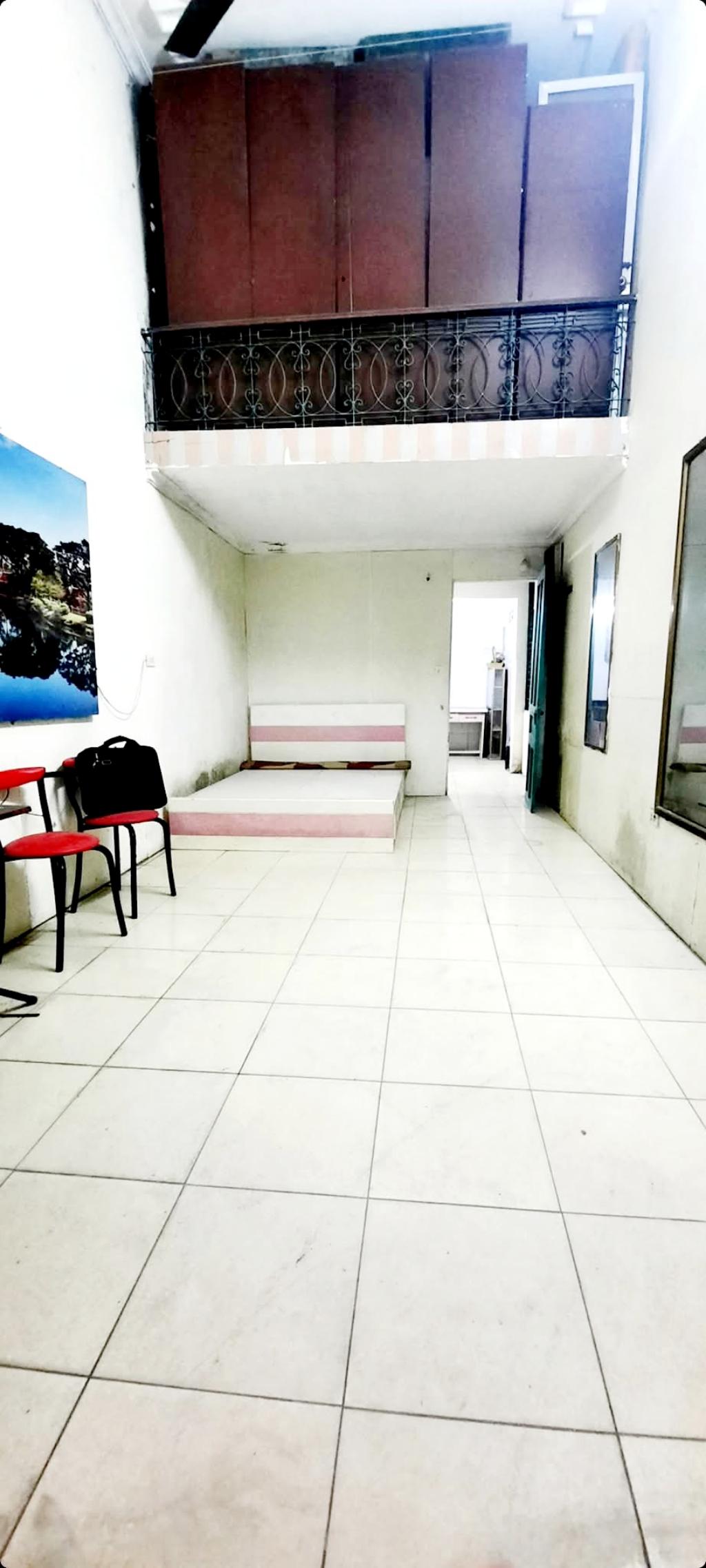 Bán nhà Minh Khai - diện tích 36m2 3 tầng - ô tô tránh gần - giá 8,35 tỷ