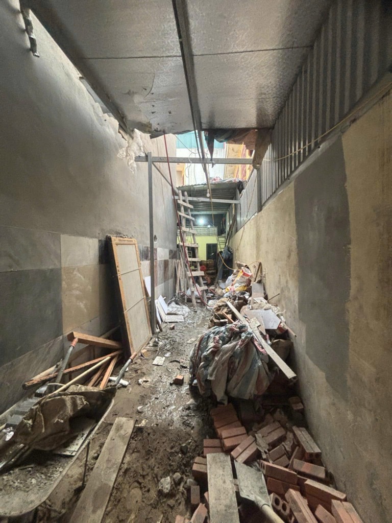 Bán nhà Hoàng Mai - diện tích 98m2 1 tầng - Mặt phố - giá 11,5 tỷ