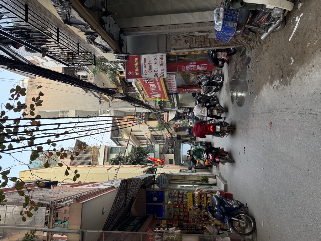 Bán nhà Hoàng Mai - diện tích 98m2 1 tầng - Mặt phố - giá 11,5 tỷ