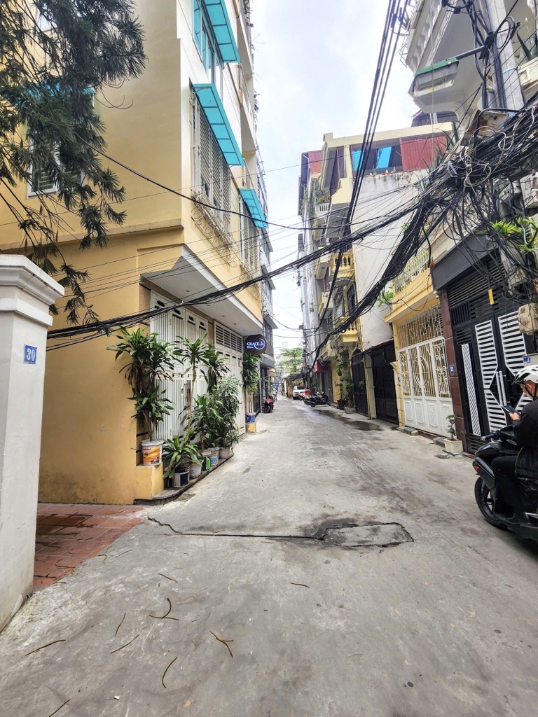 Bán nhà Thái Hà - diện tích 45m2 4 tầng - Lô góc, thoáng trước, thoáng sau - giá 15 tỷ