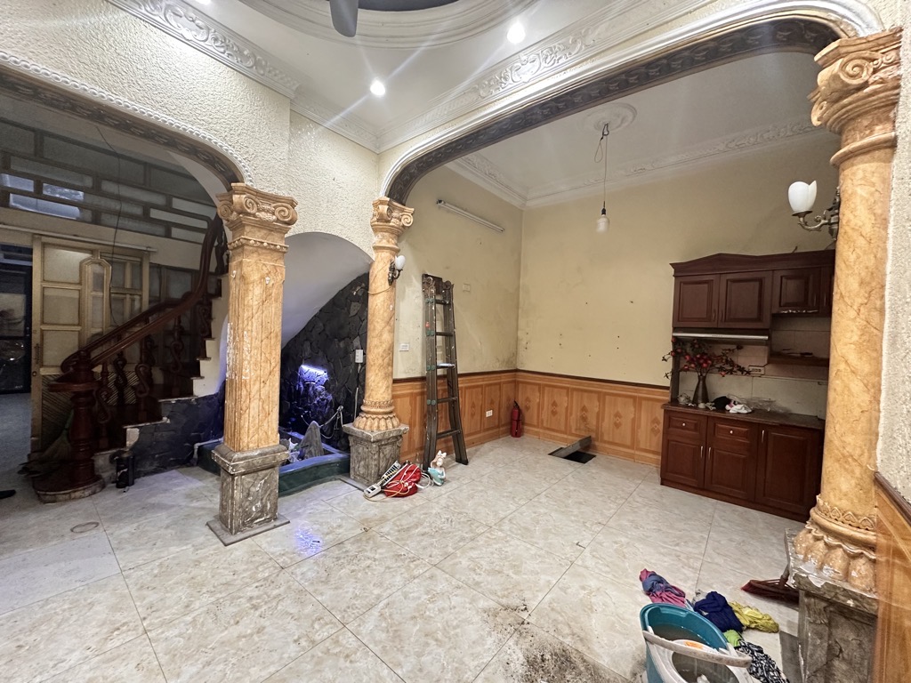 Bán nhà Khương Trung - diện tích 59m2 4 tầng - MẶT PHỐ KINH DOANH SẦM UẤT - giá 21,8 tỷ