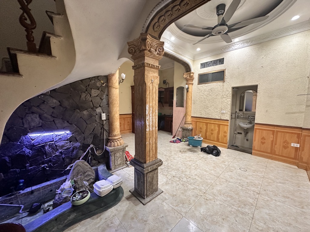 Bán nhà Khương Trung - diện tích 59m2 4 tầng - MẶT PHỐ KINH DOANH SẦM UẤT - giá 21,8 tỷ