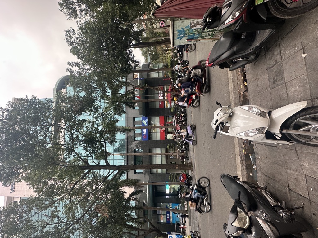 Bán nhà Lò Đúc - diện tích 9m2 1 tầng - Mặt phố kinh doanh - giá 7,5 tỷ