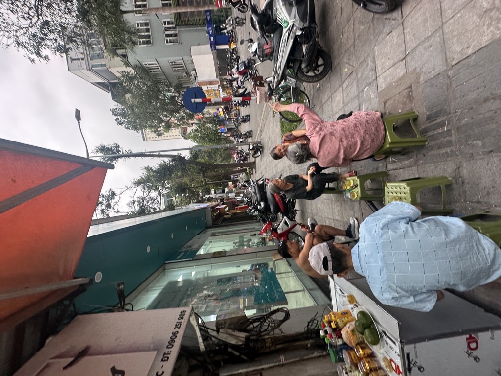 Bán nhà Lò Đúc - diện tích 9m2 1 tầng - Mặt phố kinh doanh - giá 7,5 tỷ