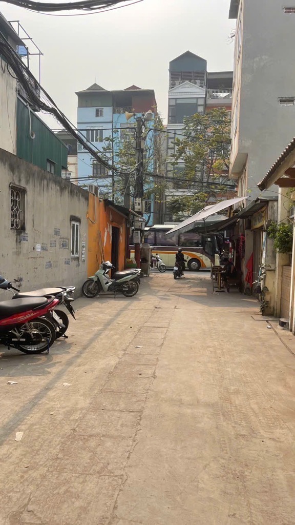 Bán nhà Dương Văn Bé - diện tích 35m2 4 tầng - Nhà đẹp hiếm có - giá 5,5 tỷ