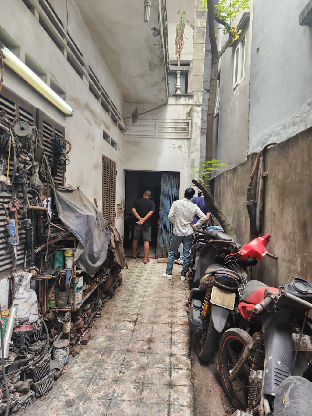 Bán nhà Phố Vọng - diện tích 80m2 2 tầng - đất vuông vắn - giá 13 tỷ