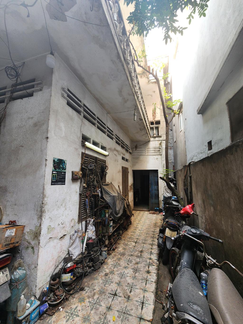 Bán nhà Phố Vọng - diện tích 80m2 2 tầng - đất vuông vắn - giá 13 tỷ