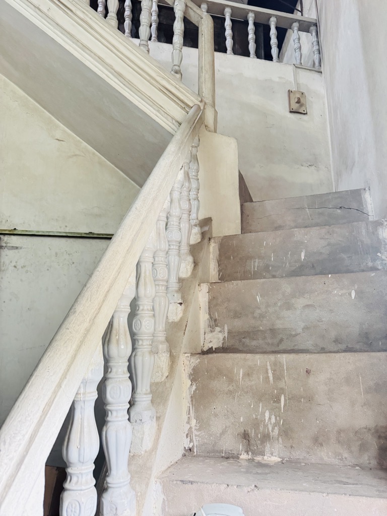 Bán nhà Định Công - diện tích 371.8m2 3 tầng - mặt phố kinh doanh - giá 19,8 tỷ