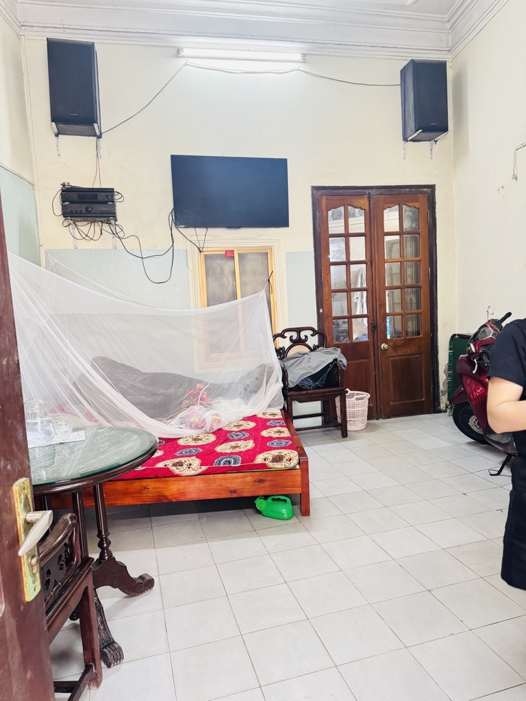 Bán nhà Định Công - diện tích 371.8m2 3 tầng - mặt phố kinh doanh - giá 19,8 tỷ