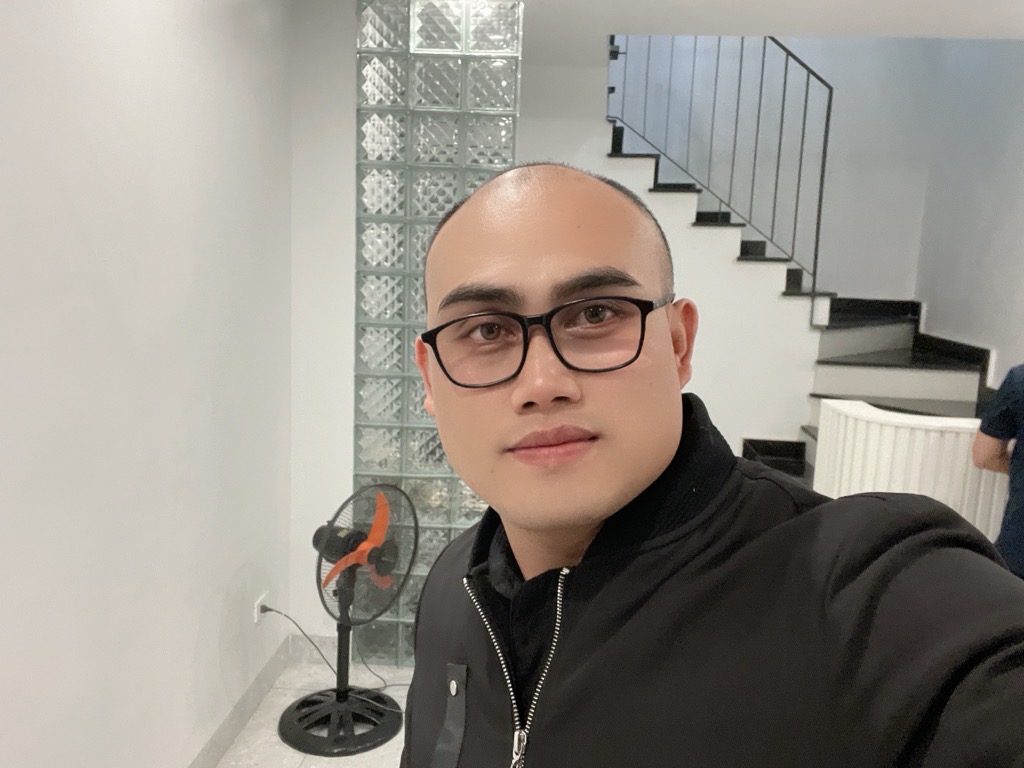 Bán nhà Minh Khai - diện tích 35m2 6 tầng - Ô tô đỗ cổng - giá 12,5 tỷ