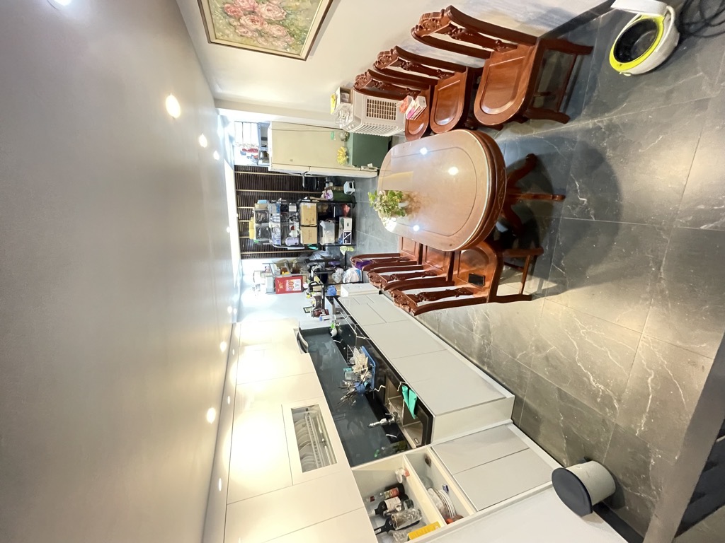 Bán nhà Minh Khai - diện tích 35m2 6 tầng - Ô tô đỗ cổng - giá 12,5 tỷ