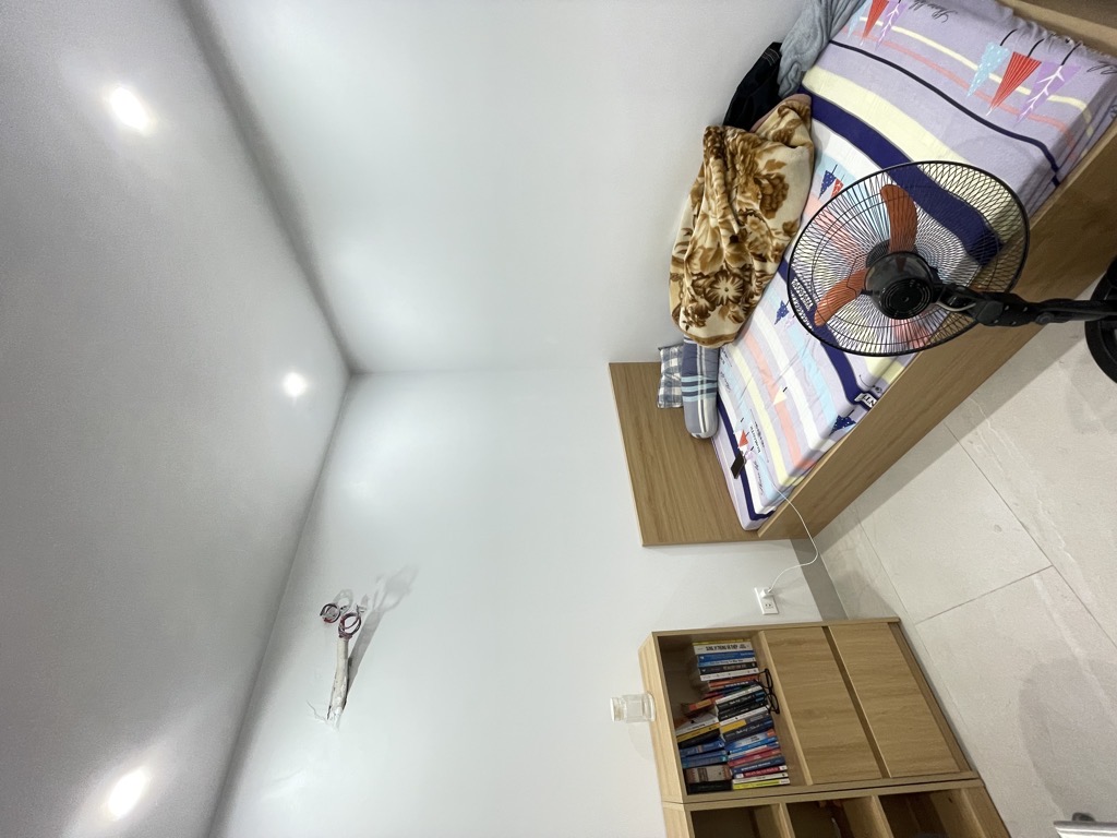 Bán nhà Minh Khai - diện tích 35m2 6 tầng - Ô tô đỗ cổng - giá 12,5 tỷ