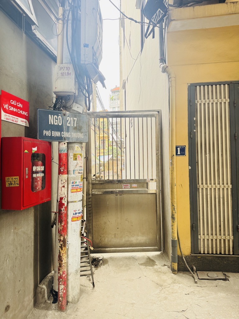 Bán nhà Định Công - diện tích 70m2 1 tầng - ô tô tránh - giá 5 tỷ