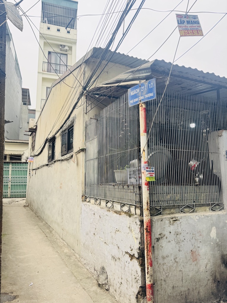 Bán nhà Định Công - diện tích 70m2 1 tầng - ô tô tránh - giá 5 tỷ