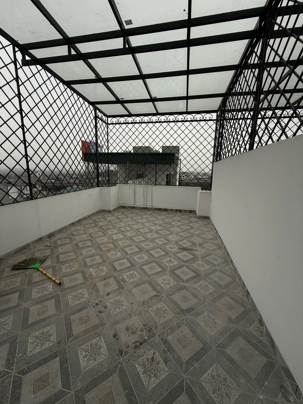 Bán nhà thanh lân - diện tích 40m2 6 tầng - Ô tô tránh - giá 12,9 tỷ