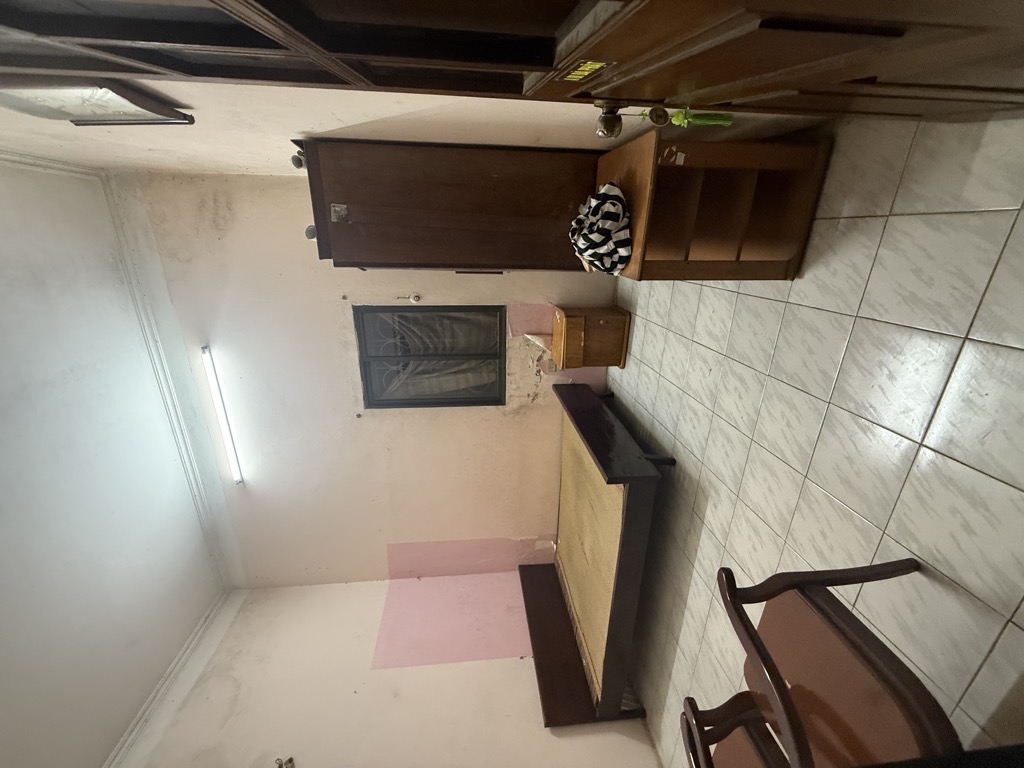 Bán nhà Phan Đình Giót - diện tích 84m2 3 tầng - ô tô đỗ cửa - giá 22,5 tỷ