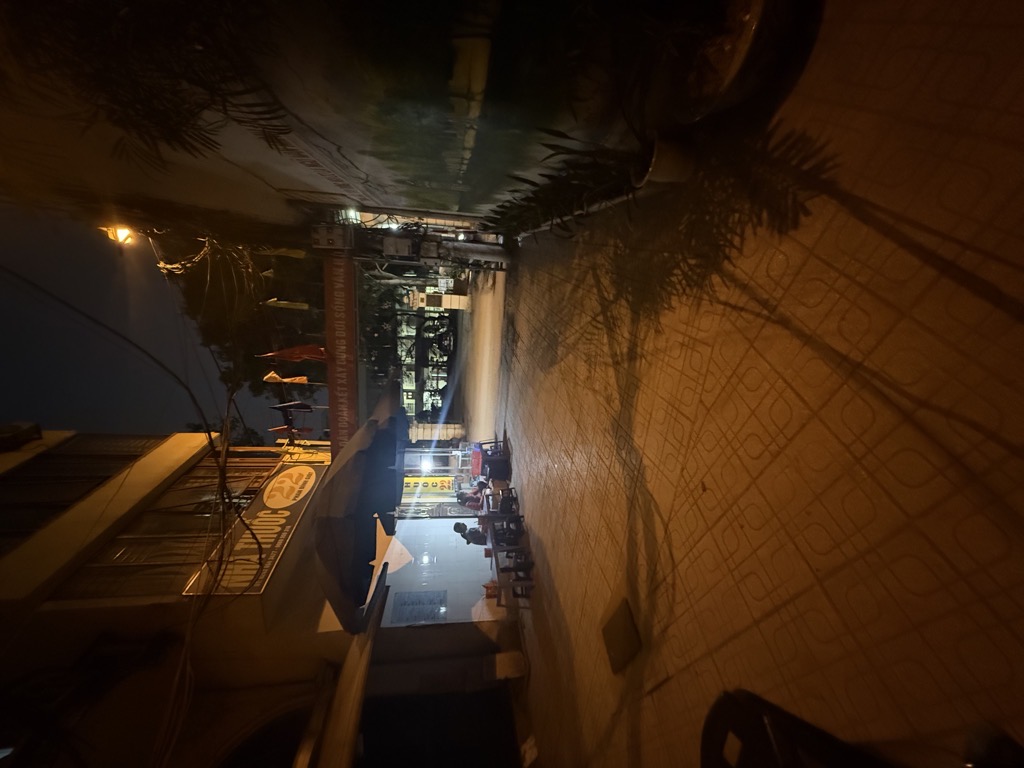 Bán nhà Phan Đình Giót - diện tích 84m2 3 tầng - ô tô đỗ cửa - giá 22,5 tỷ