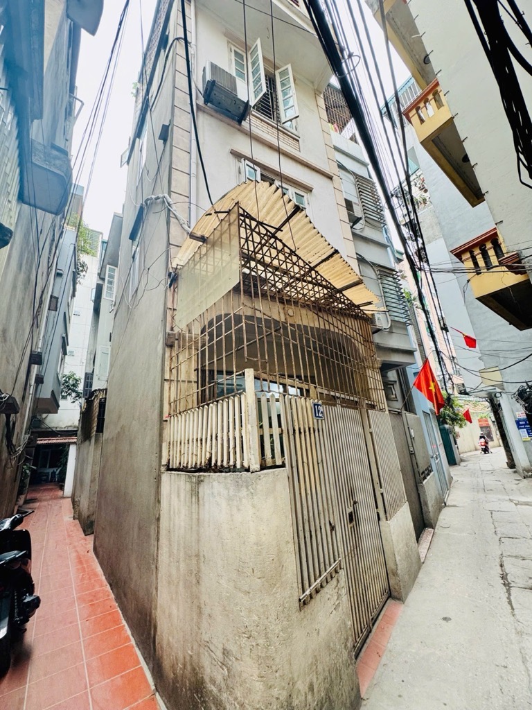 Bán nhà Tân Mai - diện tích 49m2 4 tầng - Lô góc, 2 thoáng - giá 9,9 tỷ