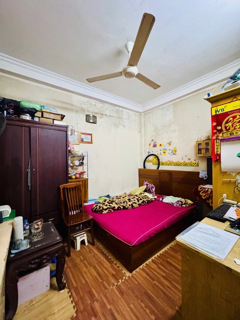 Bán nhà Tân Mai - diện tích 49m2 4 tầng - Lô góc, 2 thoáng - giá 9,9 tỷ