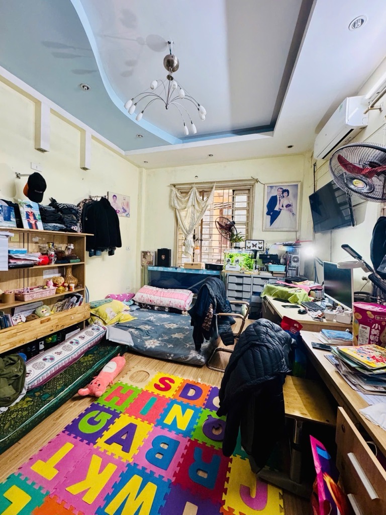 Bán nhà Tân Mai - diện tích 49m2 4 tầng - Lô góc, 2 thoáng - giá 9,9 tỷ