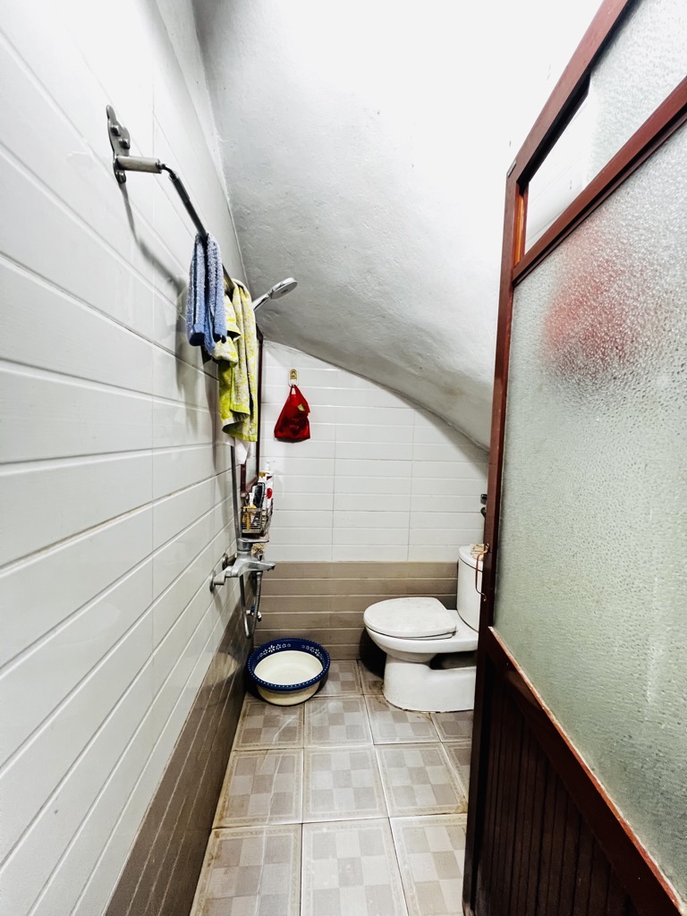 Bán nhà Giải Phóng - diện tích 60.5m2 2 tầng - ô tô đỗ cửa - giá 3.5 tỷ