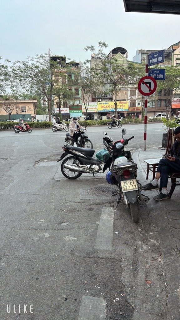 Bán nhà Vĩnh Hồ - diện tích 45.1m2 4 tầng - Mặt phố VIP Quận Đống Đa - giá 13 tỷ