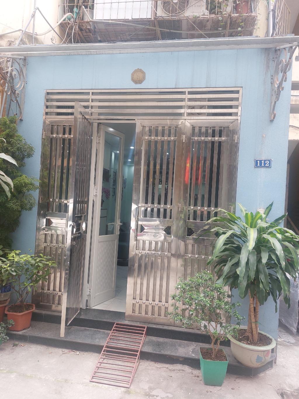 Bán nhà Giải Phóng - diện tích 36.2m2 1 tầng - ô tô tránh - giá 7,3 tỷ