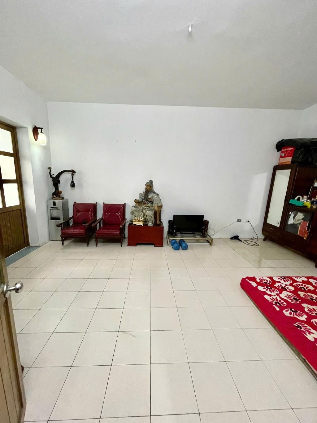 Bán nhà Quỳnh Mai - diện tích 82m2 5 tầng - 3 mặt thoáng - giá 18 tỷ