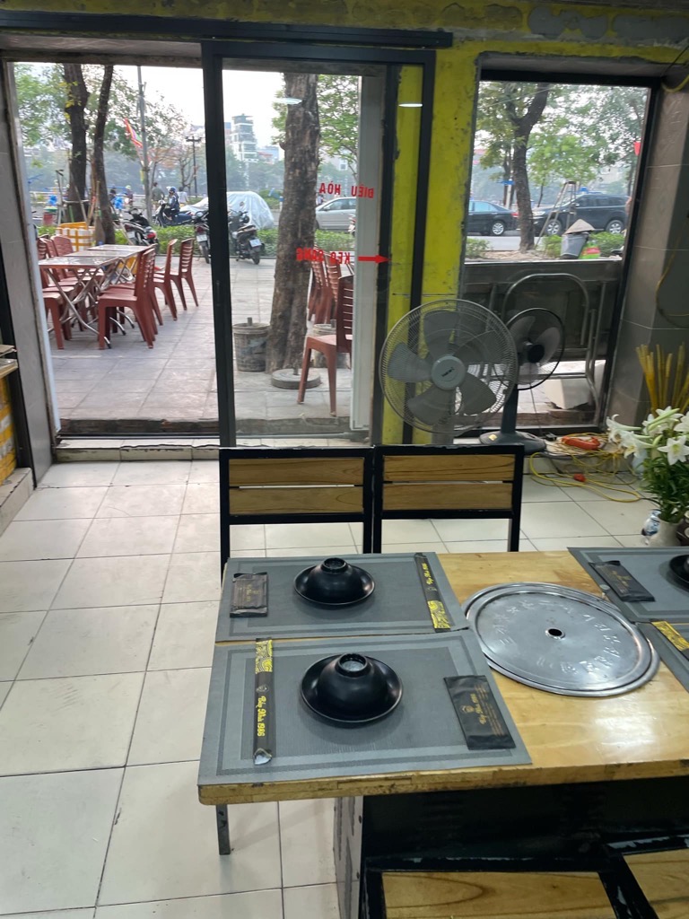 Bán nhà Đặng Văn Ngữ - diện tích 36.7m2 1 tầng - Tập thể tầng 1, mặt phố kinh doanh sầm uất - giá 12,4 tỷ