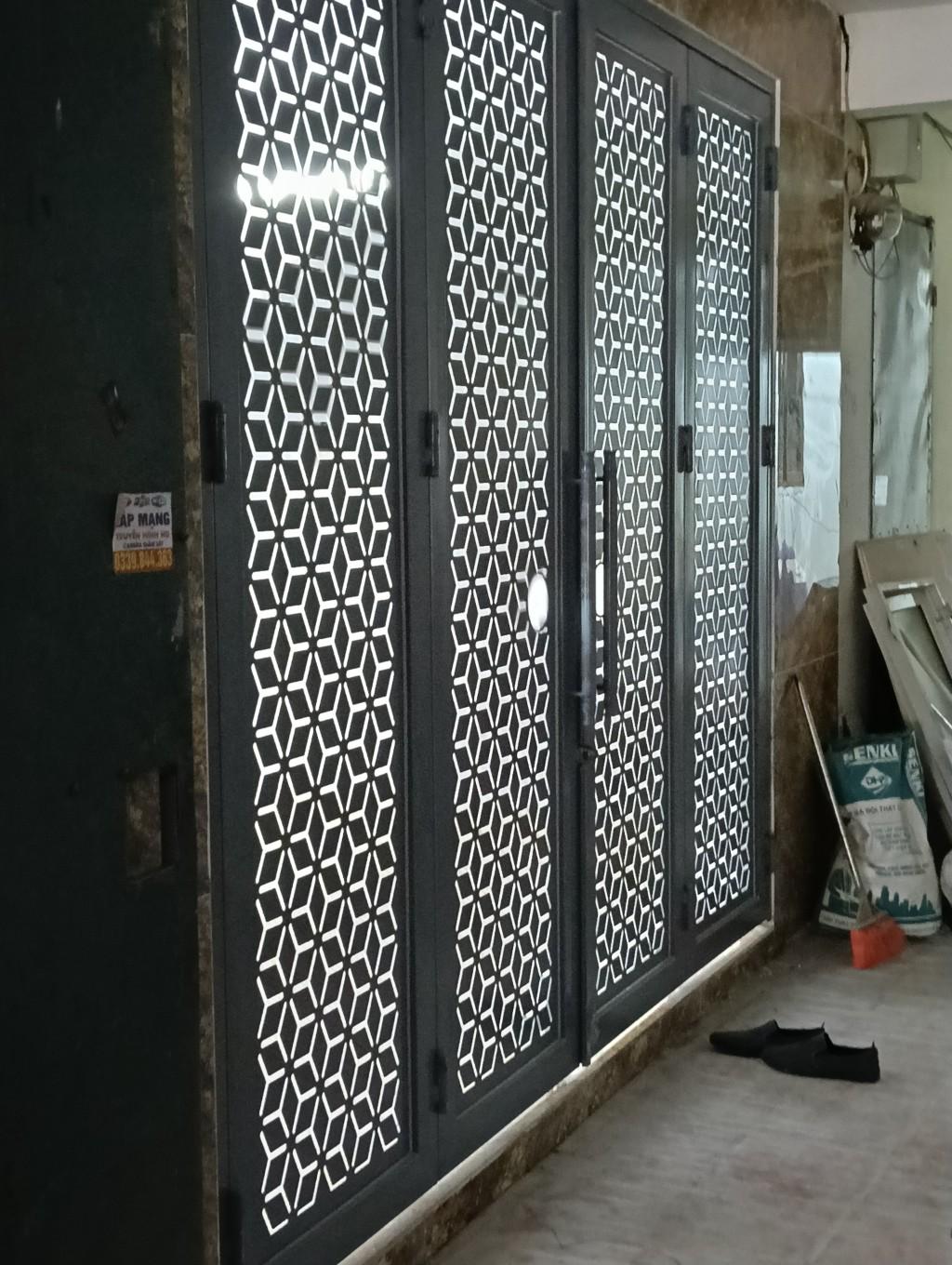 Bán nhà Nguyễn Xiển - diện tích 40m2 2 tầng - Ô TÔ ĐỖ CỔNG - giá 2,35 tỷ