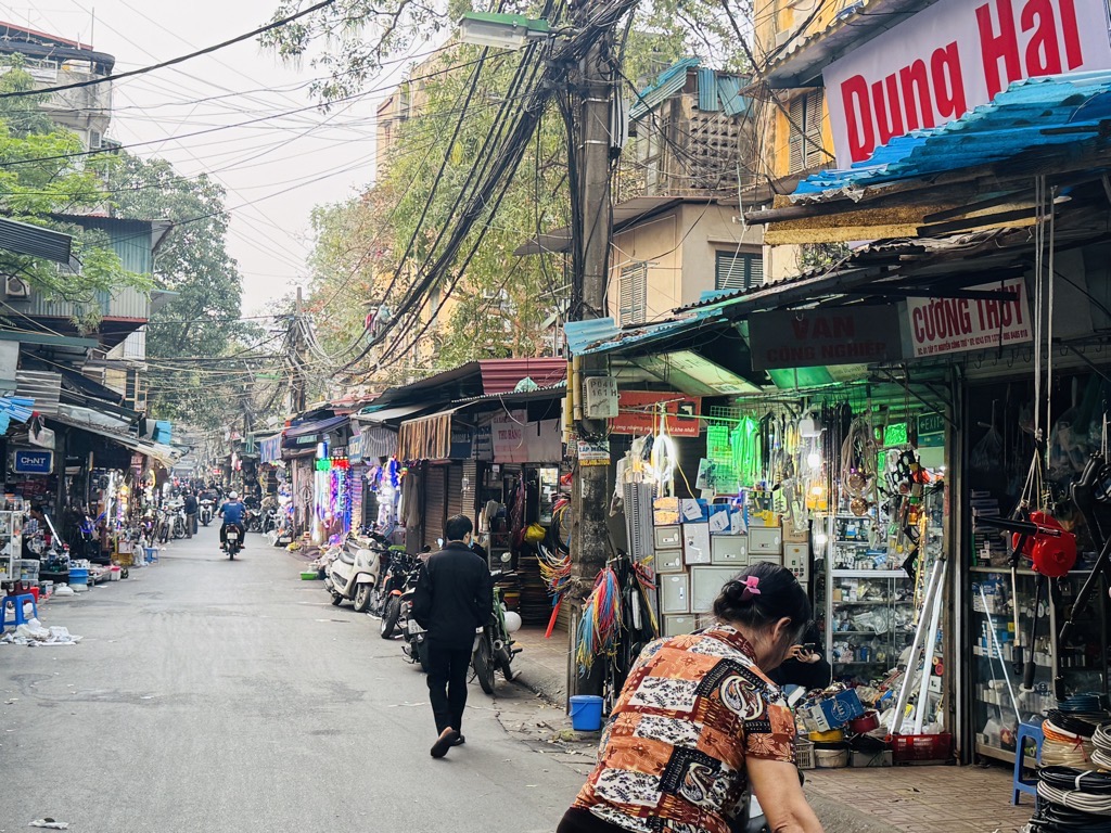 Bán nhà Nguyễn Công Trứ - diện tích 65m2 1 tầng - Mặt chợ - kinh doanh cực đỉnh - giá 7,4 tỷ