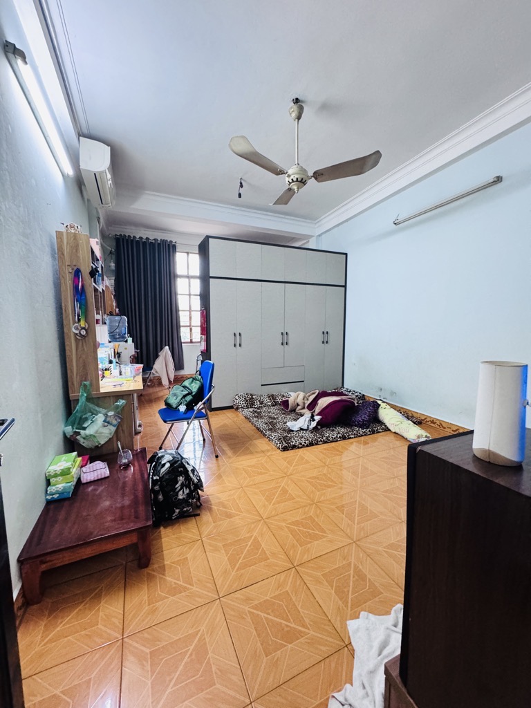 Bán nhà Lãng Yên - diện tích 52m2 4 tầng - KINH DOANH ĐỈNH - giá 16,5 tỷ