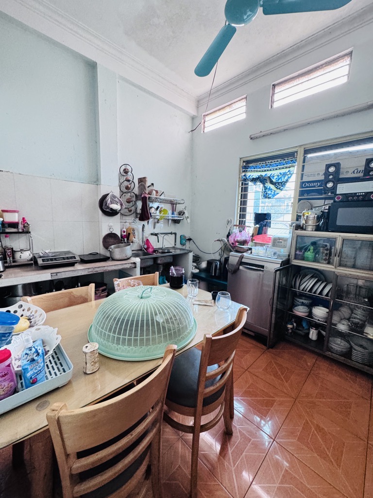 Bán nhà Lãng Yên - diện tích 52m2 4 tầng - KINH DOANH ĐỈNH - giá 16,5 tỷ