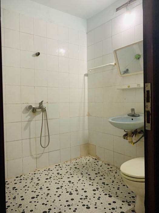 Bán nhà Vương Thừa Vũ - diện tích 85m2 4 tầng - Mặt phố, ô chờ thang máy - giá 22 tỷ