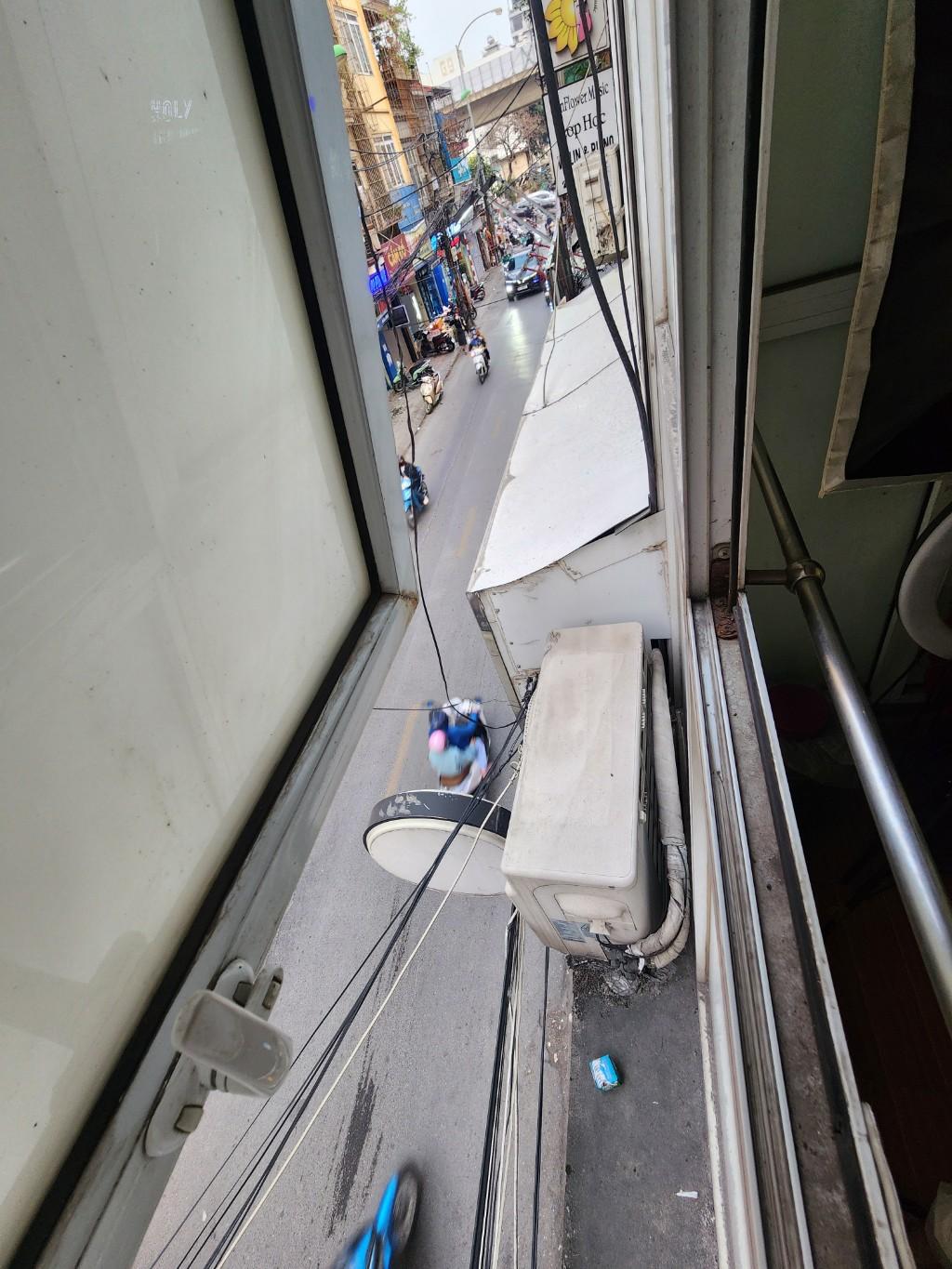 Bán nhà Lương Thế Vinh - diện tích 56m2 2 tầng - Đường trước nhà ô tô, kinh doanh ngày đêm - giá 7,6 tỷ