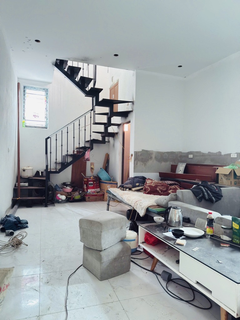 Bán nhà Khương Đình - diện tích 28m2 2 tầng - gần ô tô - giá 1,9 tỷ