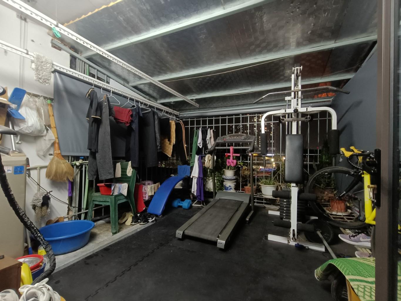 Bán nhà Giáp Bát - diện tích 60m2 5 tầng - nhà tập thể tầng cao, full nội thất - giá 4,5 tỷ