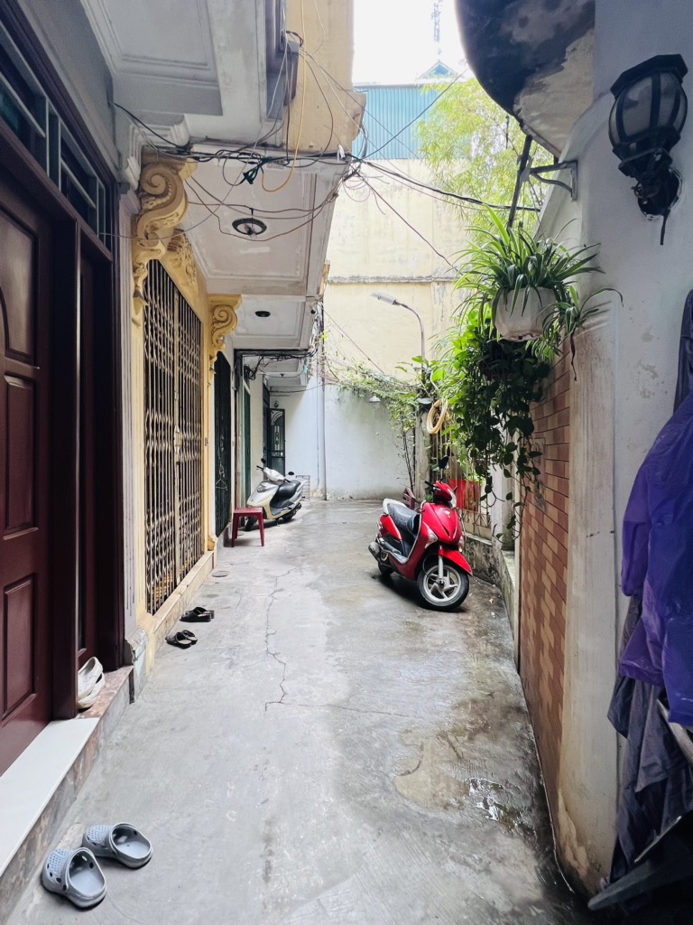 Bán nhà trung tâm Tôn Đức Thắng - 25m² sổ, 5 tầng - gần ô tô - giá 6.3 tỷ