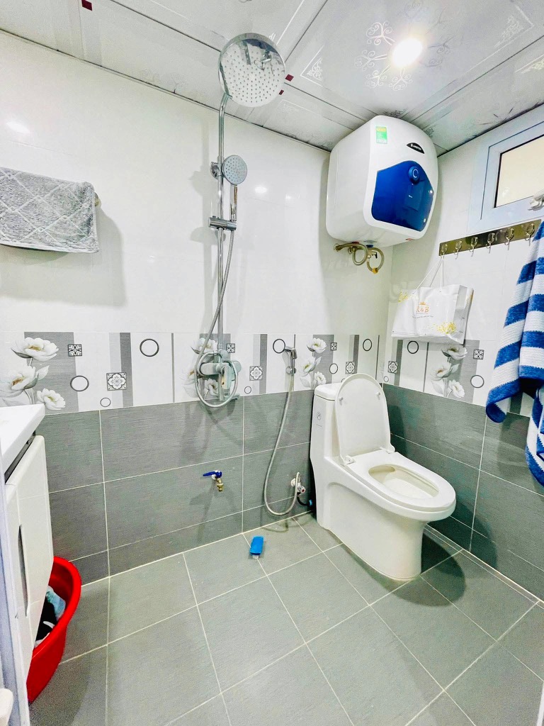 Bán nhà Dương Văn Bé - diện tích 33.2m2 2 tầng - Ô tô đỗ cửa - giá 4,5 tỷ