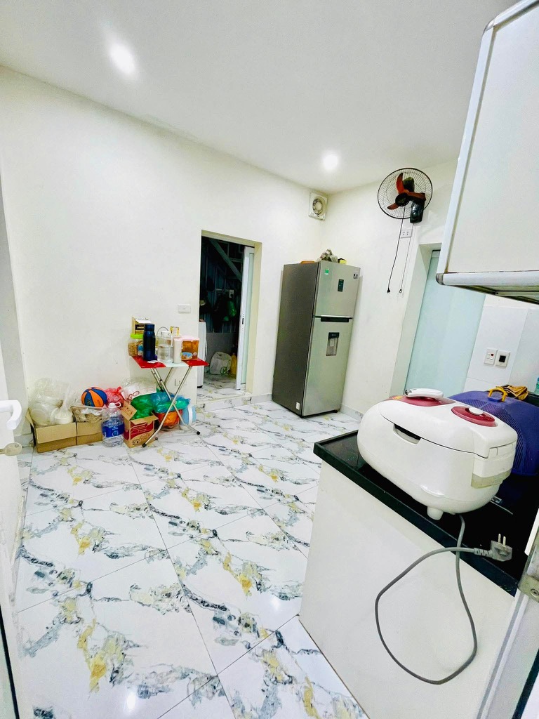 Bán nhà Dương Văn Bé - diện tích 33.2m2 2 tầng - Ô tô đỗ cửa - giá 4,5 tỷ