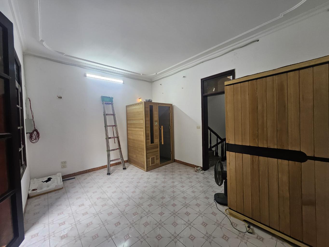 Bán nhà Đền Lừ 1 - diện tích 55m2 3 tầng - Ô TÔ VÀO NHÀ - giá 24 tỷ