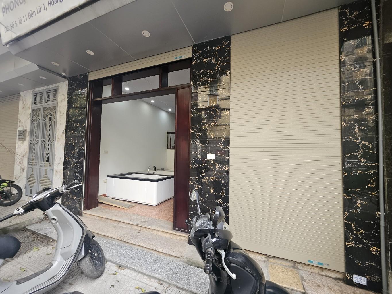 Bán nhà Đền Lừ 1 - diện tích 55m2 3 tầng - Ô TÔ VÀO NHÀ - giá 24 tỷ