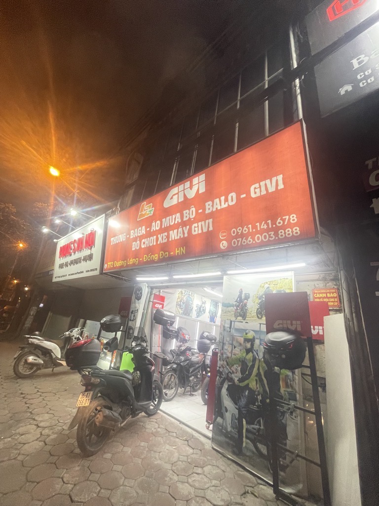 Bán nhà Láng - diện tích 18.1m2 3 tầng - Mặt phố - giá 6,2 tỷ