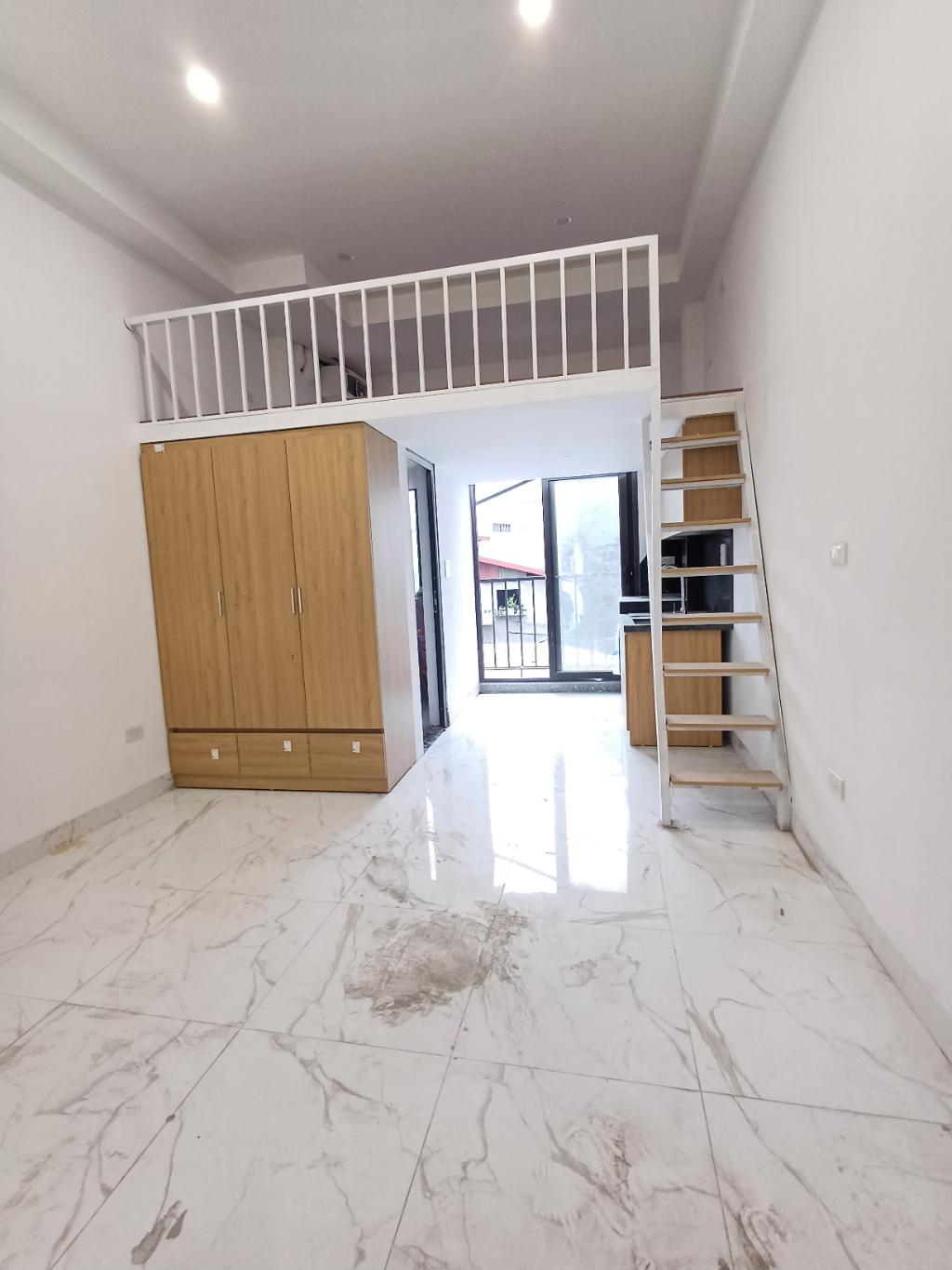 Bán nhà Ngõ Đình Đông - diện tích 51m2 7 tầng - SIÊU PHẨM DÒNG TIỀN - giá 14 tỷ