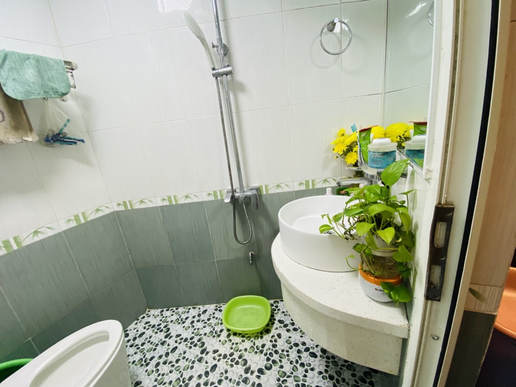 Bán nhà Trần Khát Chân - diện tích 30m2 4 tầng - Lô góc nhà đẹp long lanh - giá 5 tỷ