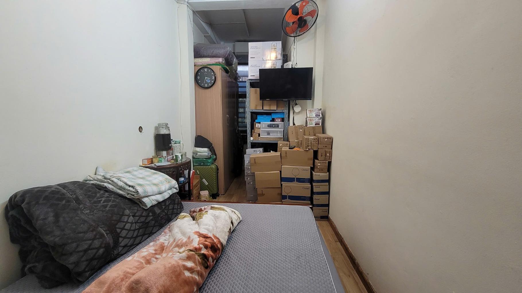 Bán nhà Trương Định - diện tích 22m2 4 tầng - Mặt phố kinh doanh sầm uất - giá 4,5 tỷ