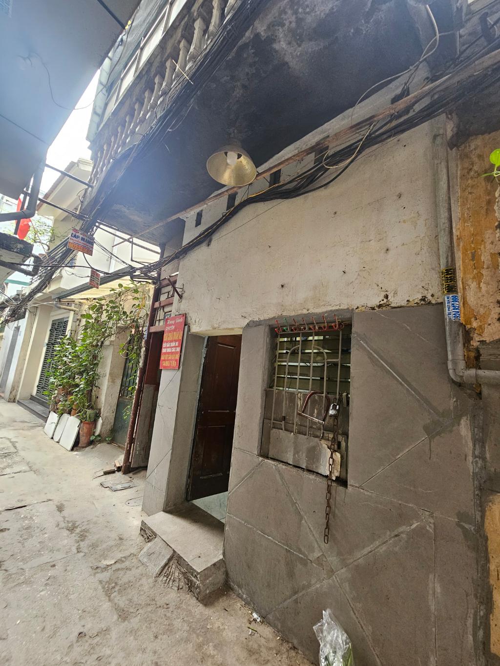 Bán nhà Nguyễn Khoái - diện tích 61m2 1 tầng - Cực hiếm - giá 17,7 tỷ